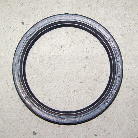 купить Сальник 80х105х10-2,2 передней ступицы и хвостовика Зубрёнок