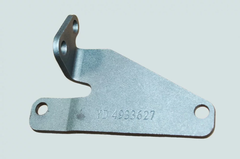 фото кронштейн крепления возд. компрессора (isbe) 4933627 dcec 3971521 